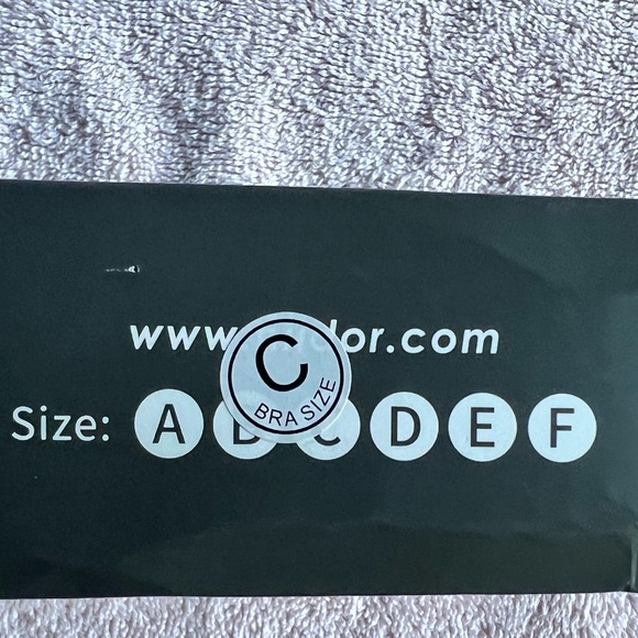 2 different brands strapless bra/ breast covers new in boxes - Picture 4 of 7